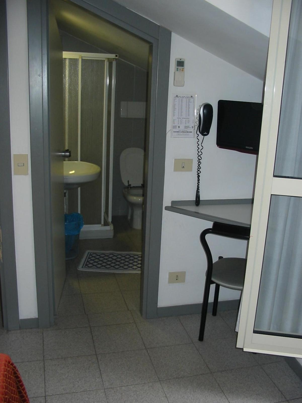 Hotel Danio Lungomare Alassio Buitenkant foto